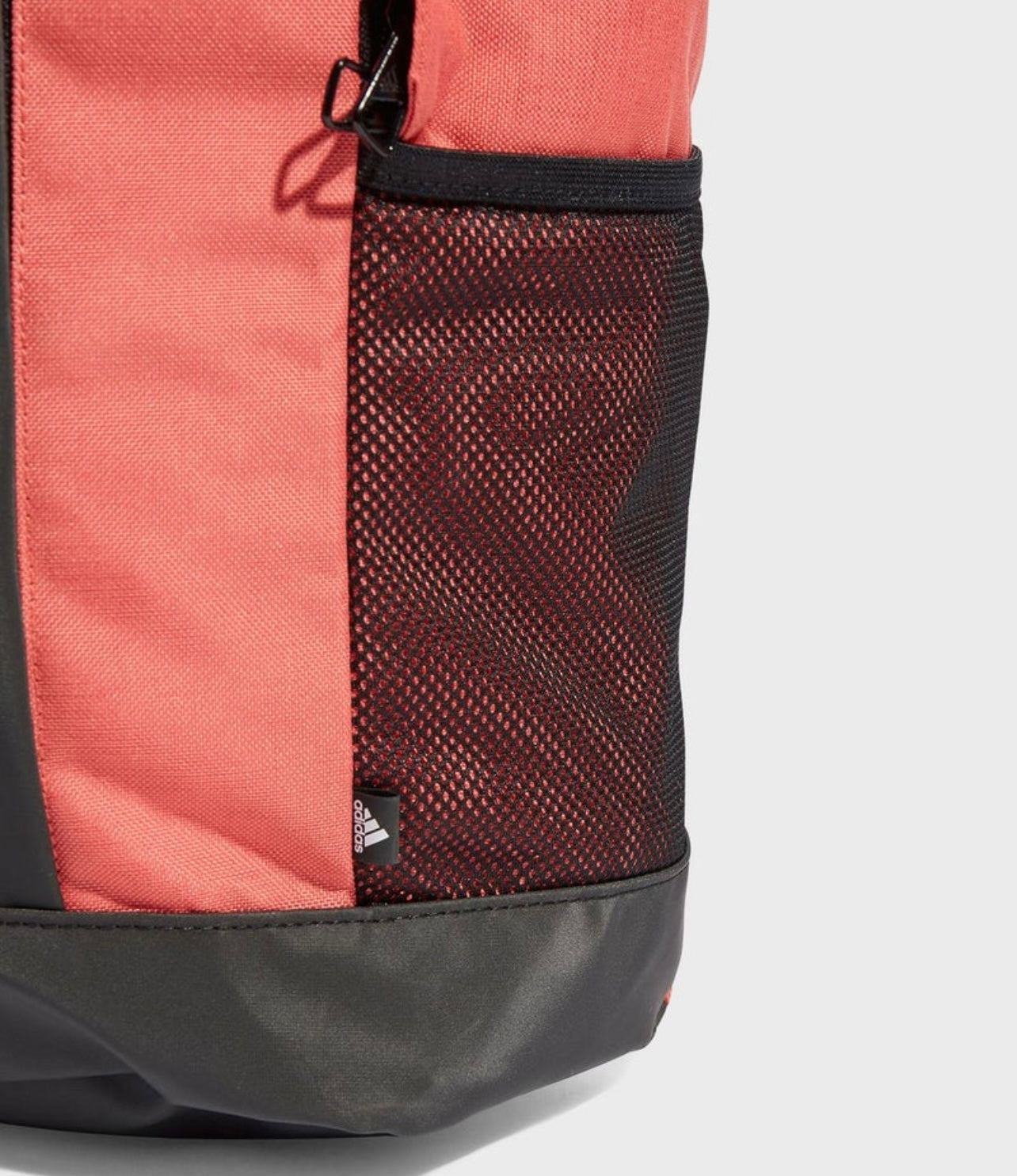 Linear Backpack