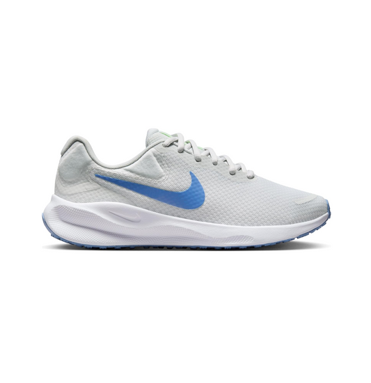 Nike Revolution 7