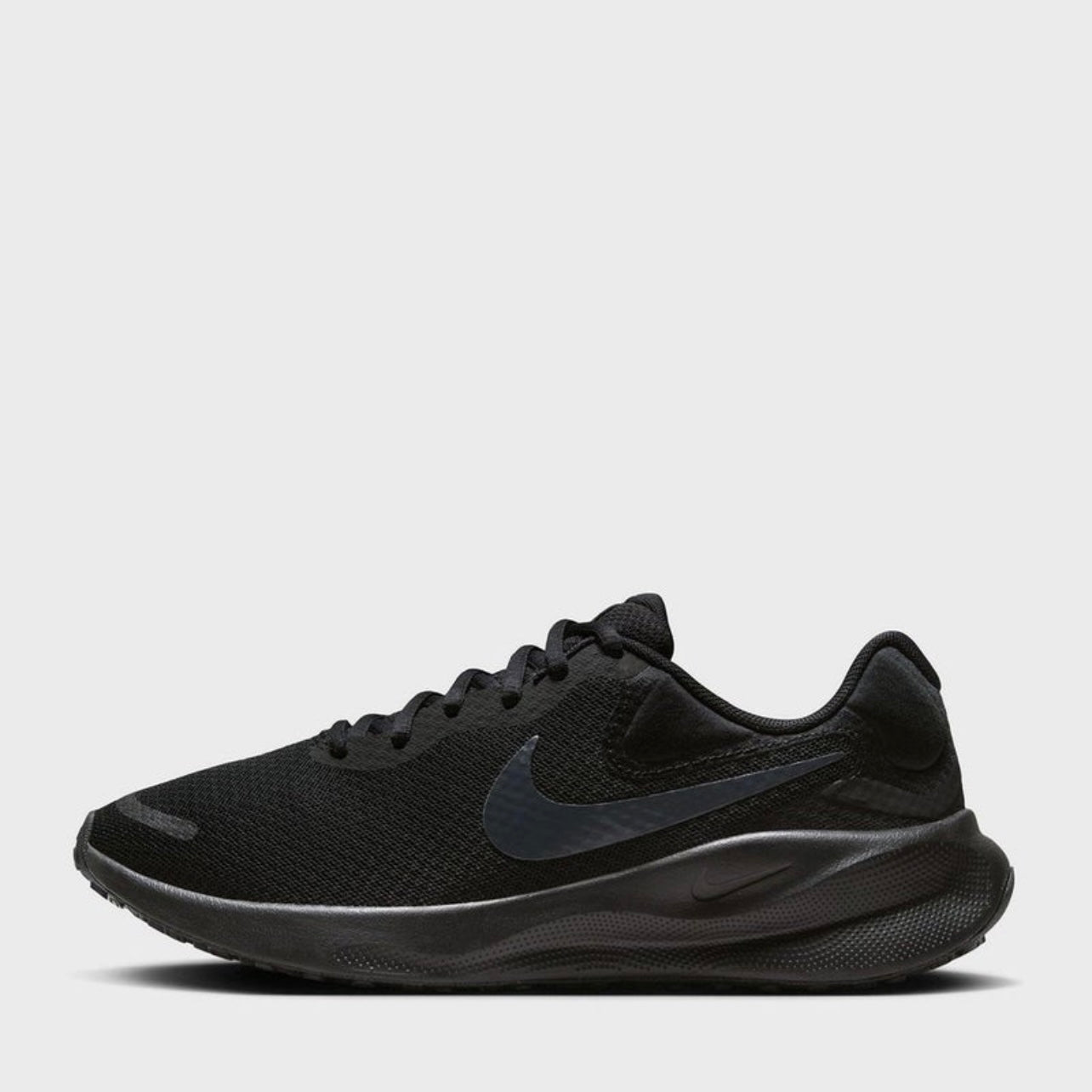 Nike Revolution 7