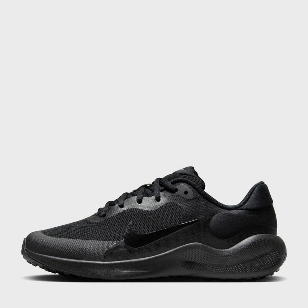 Nike Revolution 7
